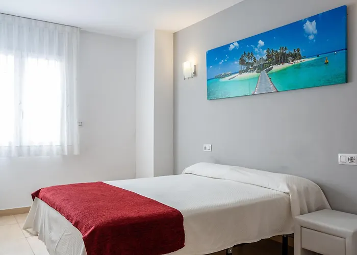 S21 Sa Caleta يوريت دي مار